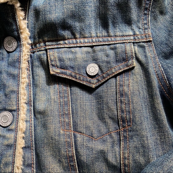 Gap Sherpa Lined Denim Trucker Jacket Small - Picture 2 of 6